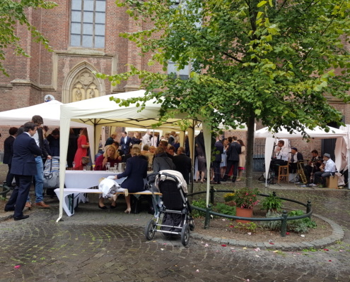 Klassischer Sektempfang in Düsseldorf an Sankt Lambertus