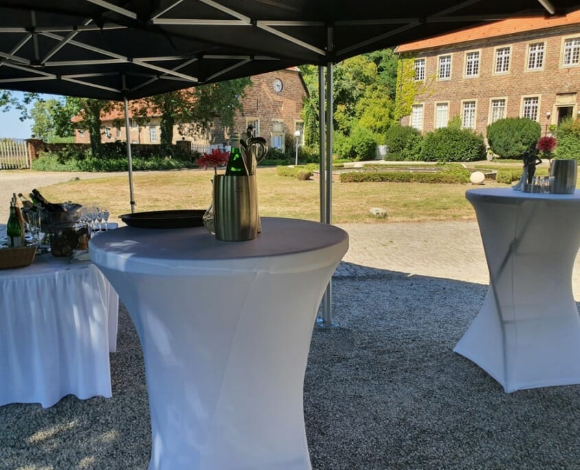 Sekt zur Hochzeit Haus Venne Drehnsteinfurt